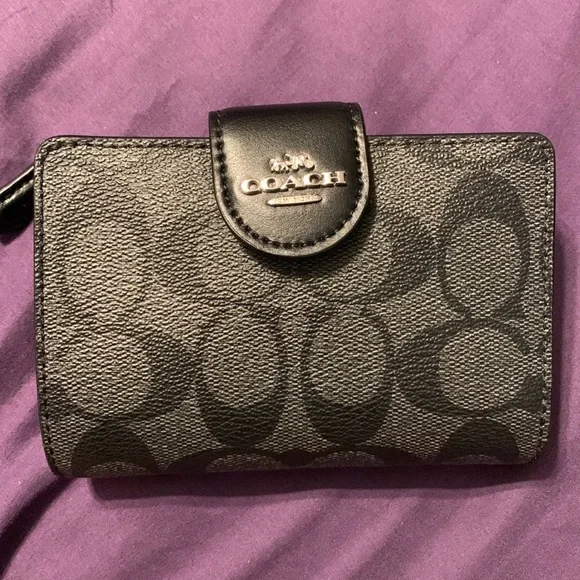 Genuine Coach Bag & Wallet

Smoke and Pet Free Home! 

Purchased for $400 - Picture 7 of 12